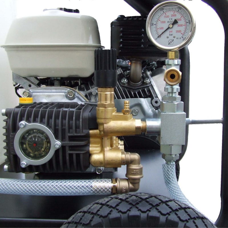 Nettoyeur haute pression Série Speed HPE & MPE BAR'ONE HP - détail moteur et pompe